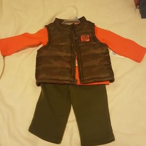 *Sold*🌸2 for $10🌸 Orange & camo outfit set